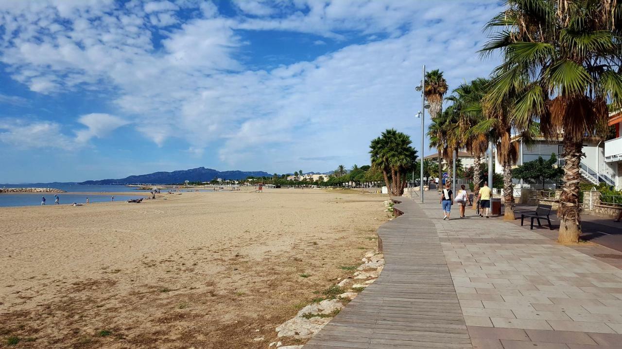Apartment Near The Sea Cambrils Exterior foto
