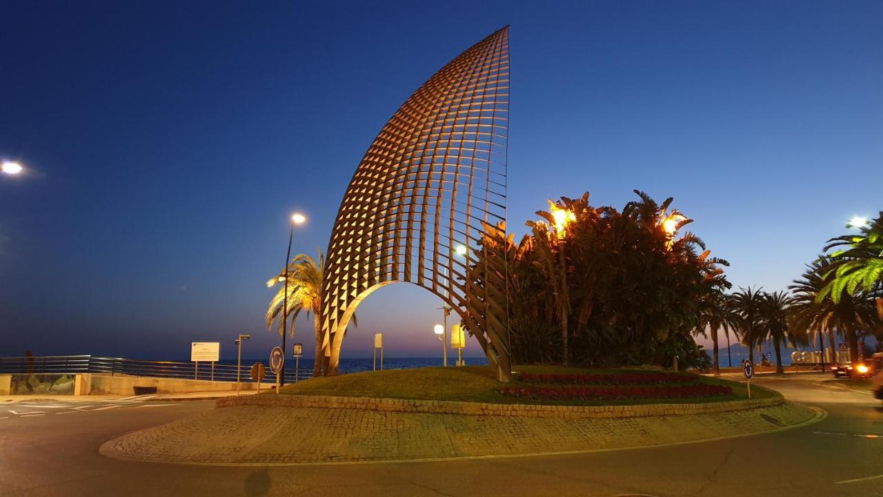 Apartment Near The Sea Cambrils Exterior foto